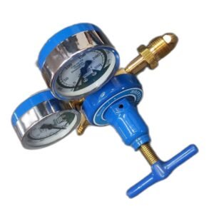 About this item High quality and calibrated pressure gives precise and accurate constant gas flow. Die forged brass body makes regulator safe and leak proof safety. Built to withstand heavy usage in factories and industrial sites for work in heavy duty. The brass body and fittings ensure corrosion resistance and long life even in harsh environments.